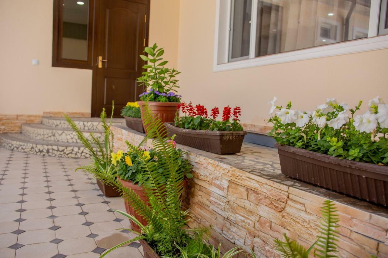 Hostel Bukhara Gold Tasjkent Exteriör bild