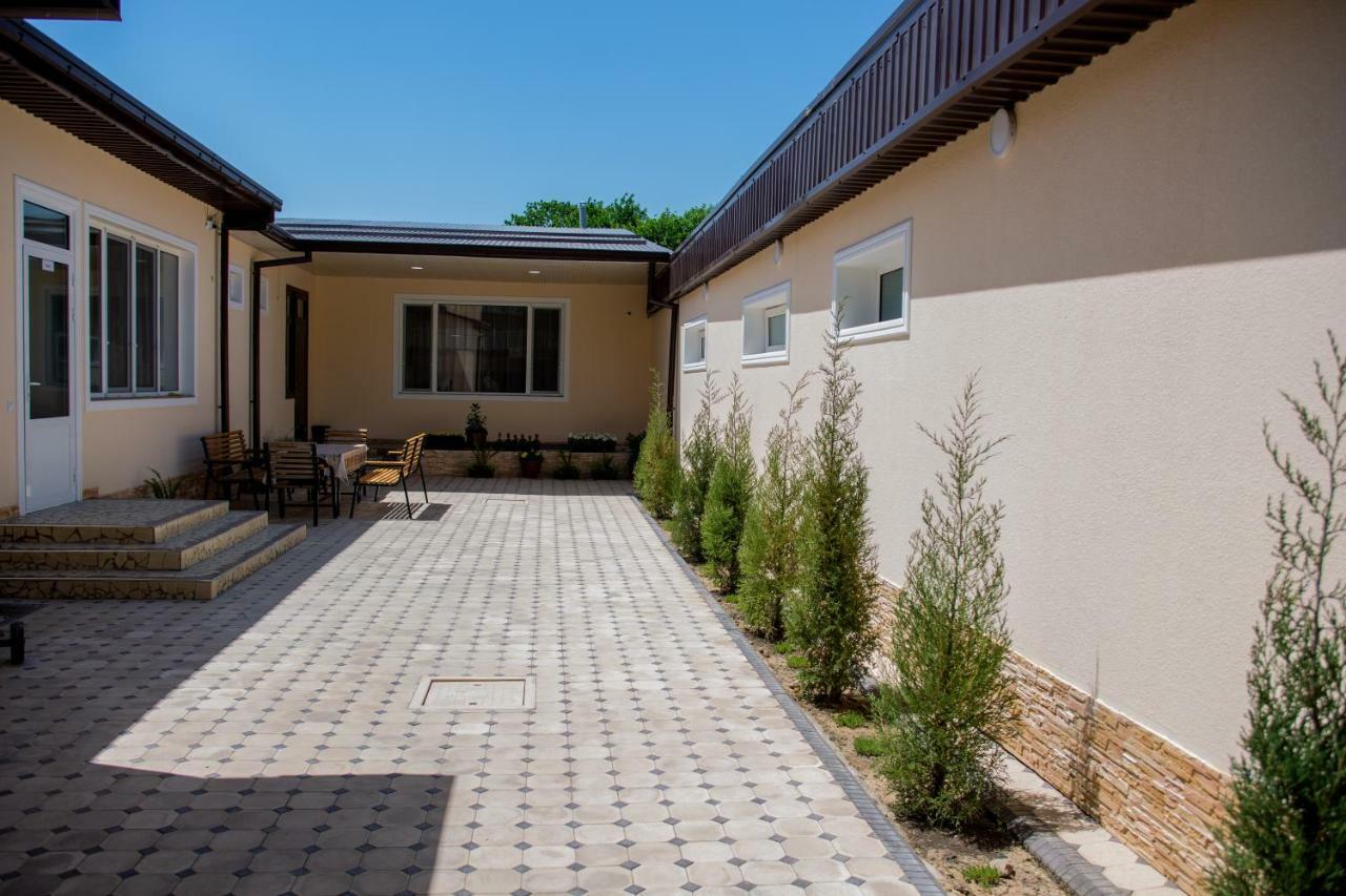 Hostel Bukhara Gold Tasjkent Exteriör bild