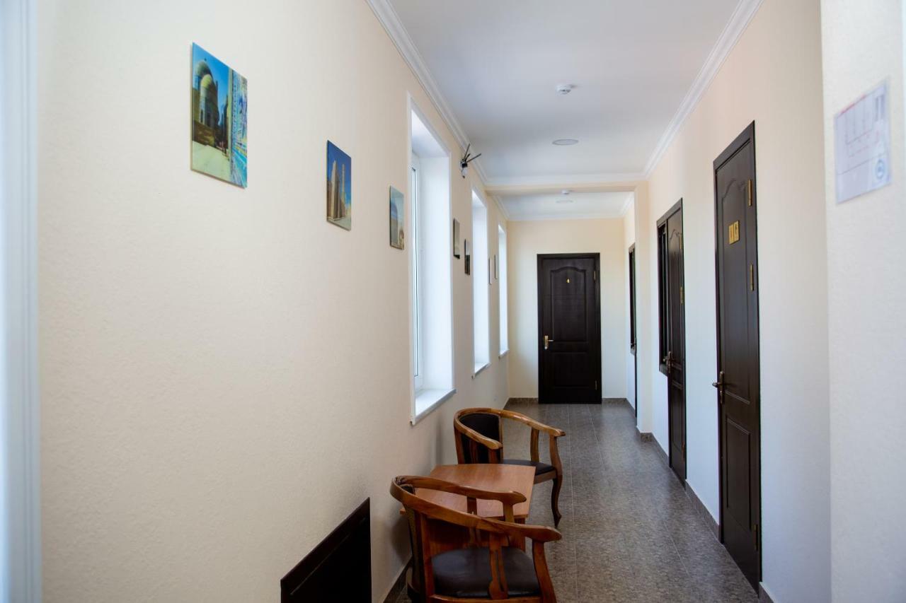 Hostel Bukhara Gold Tasjkent Exteriör bild