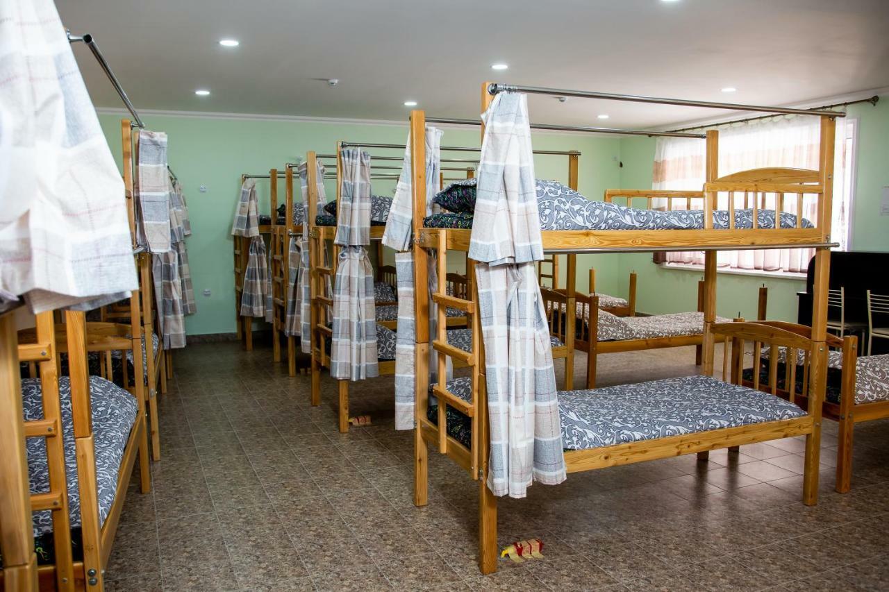 Hostel Bukhara Gold Tasjkent Exteriör bild