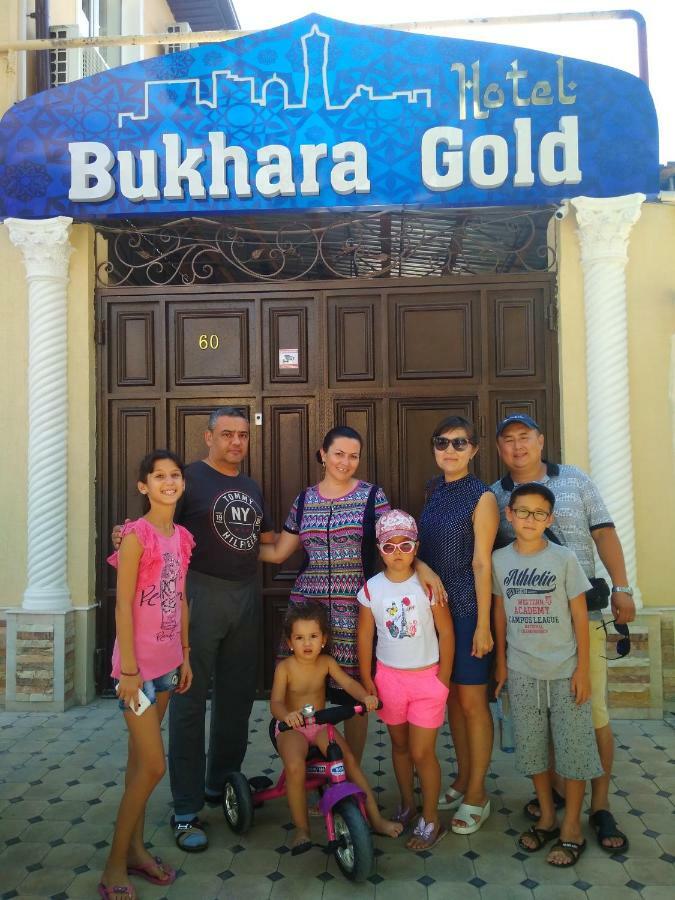 Hostel Bukhara Gold Tasjkent Exteriör bild